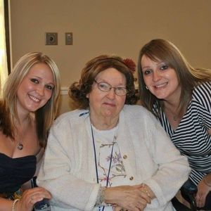 Meet your Posher, Stephany